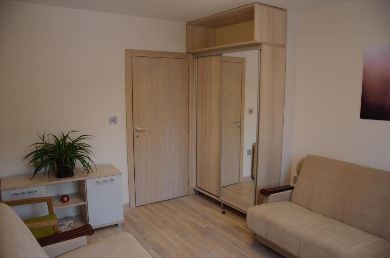 Spacious 2-Bedroom Apartment With Luxury Feel Novi Sad Luaran gambar