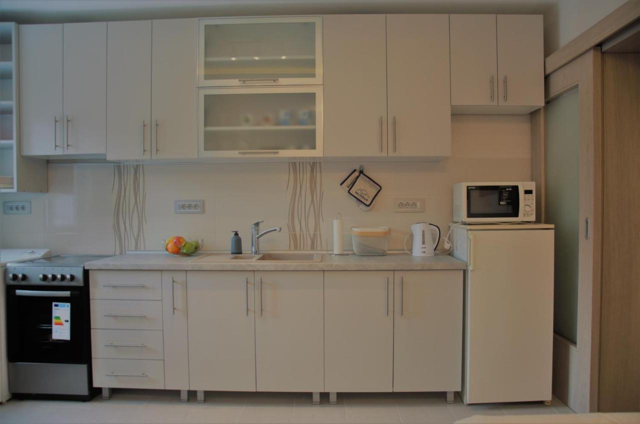 Spacious 2-Bedroom Apartment With Luxury Feel Novi Sad Luaran gambar